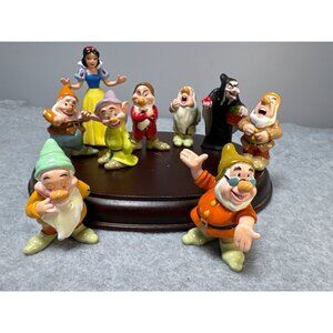 Disney 1993 Snow White & 7 Dwarfs Figurine Set with Evil Queen Rubber Collectibl